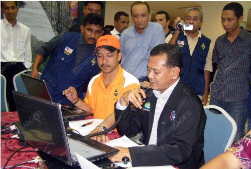 KAMARULZAMAN ABDUL GHANI