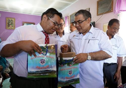LGK02_27012019_SHAARI