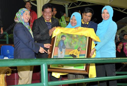 LGK02_28092014_BOLING_PADANG