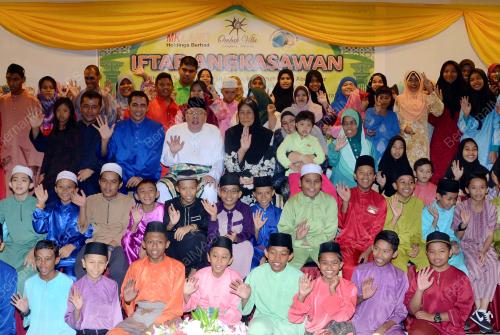 LGK02_30062016_IFTAR_ANGKASAW