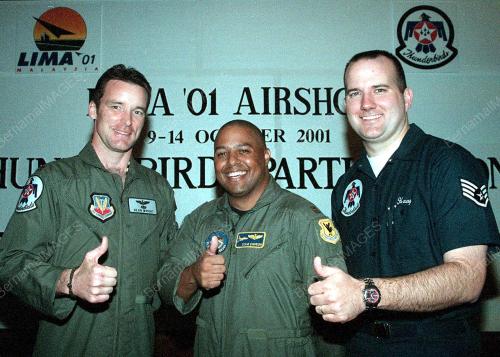 LGK03-15_02_2001_AIR_SHOW_19012016