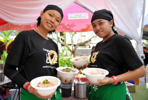 LGK03_01062013_LAKSA