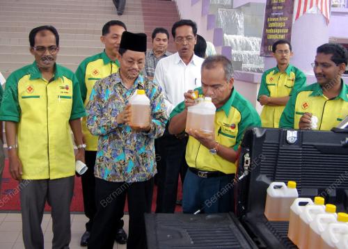 DATUK NAWAWI AHMAD