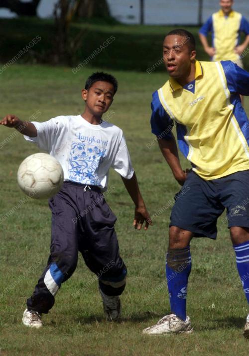 LGK03_04022016_LIMA_BOLA
