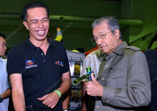 LGK03_11112012_TUN_MAHATHIR_2