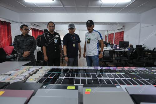 DATUK SERI KHAIRUL DZAIMEE DAUD