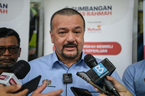 DATUK SERI AMIR HAMZAH AZIZAN