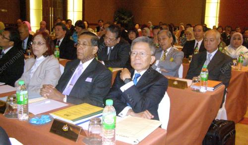 ZAKI TUN AZMI