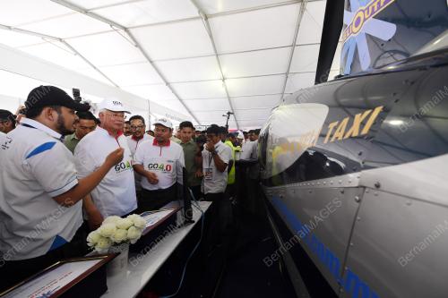 LGK03_17022018_USAHAWAN_BN201802159104