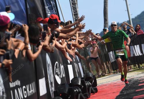LGK03_17112018_IRONMAN-JUARA
