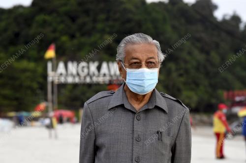 TUN MAHATHIR MOHAMAD