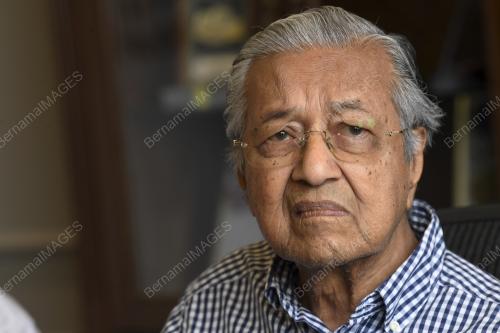 TUN MAHATHIR MOHAMAD