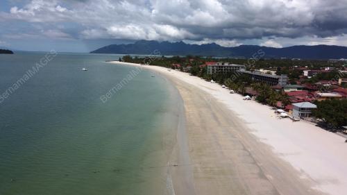 PANTAI CHENANG LANGKAWI