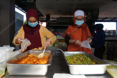 AGIHAN MAKANAN PERCUMA