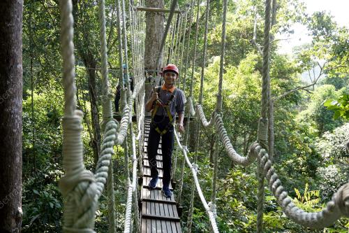 LGK03_26092019_UMGAWA_ZIPLINE