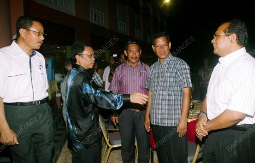 MOHD SHAFIE APDAL