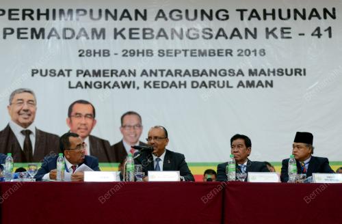 LGK03_29092016_DIALOG