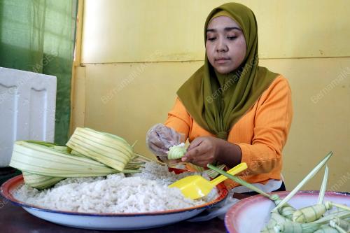 LGK04_03062019_KETUPAT_PALAS