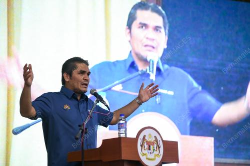 DATUK DR MOHD RADZI JIDIN