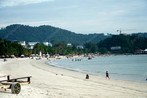 PELANCONGAN LANGKAWI