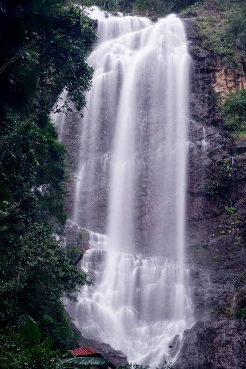 AIR TERJUN TEMURUN