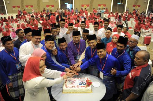 LGK05_02092016_UMNO