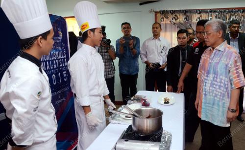 LGK05_04092015_MELAWAT_3