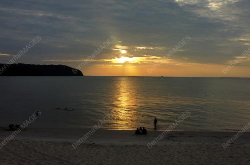 PELANCONGAN LANGKAWI
