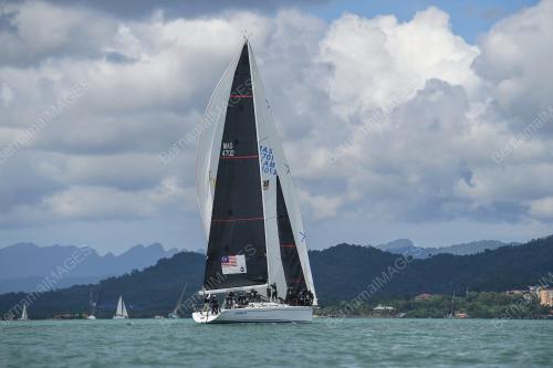 REGATTA ANTARABANGSA DIRAJA LANGKAWI