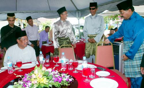 MUHYIDDIN YASSIN