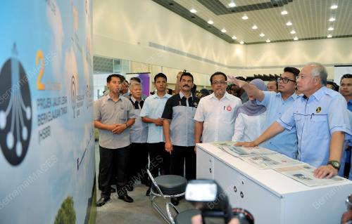 LGK05_14092014_PM_JALUR_LEBAR1