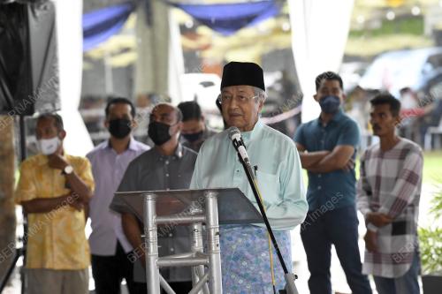 TUN DR MAHATHIR MOHAMAD