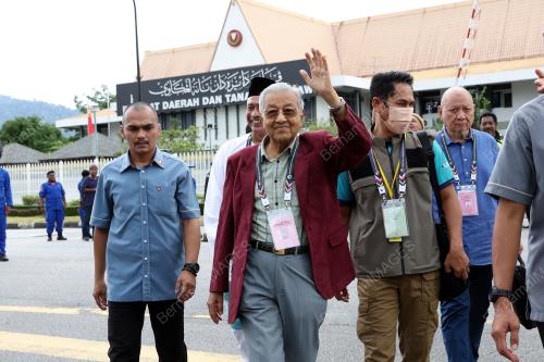 PENAMAAN CALON PILIHAN RAYA UMUM KE-15(PRU15)