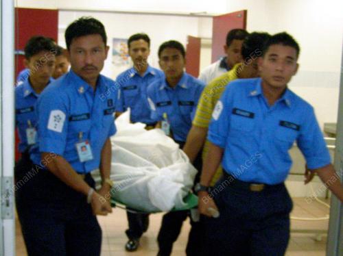 PESAWAT TERHEMPAS