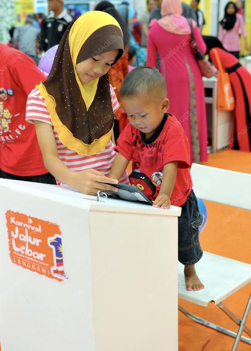 LGK06_14092014_PM_JALUR_LEBAR
