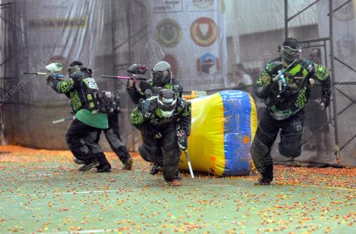 LGK06_16112013_PAINTBALL