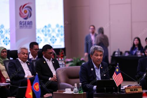 DATUK SERI MOHAMAD HASAN