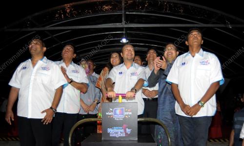 LGK06_20122013_PESTA_MAGIKAL