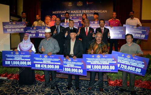 LGK07_25052015_KENANGAN