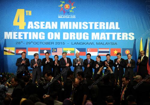 LGK07_29102015_ASEAN