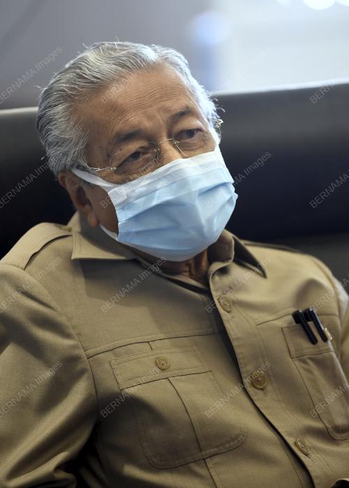 TUN MAHATHIR MOHAMAD