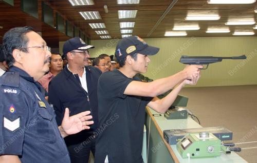 HISHAMMUDDIN TUN HUSSEIN