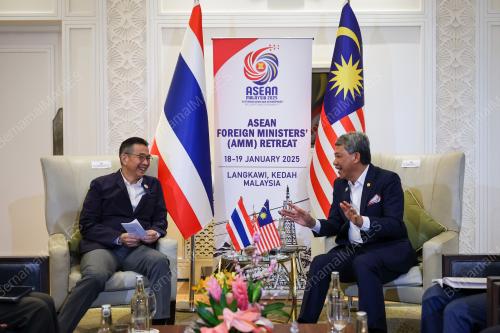 DATUK SERI MOHAMAD HASAN