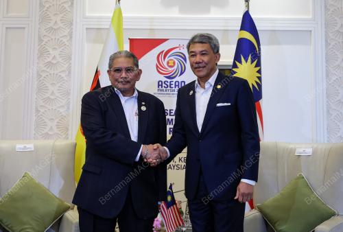 DATUK SERI MOHAMAD HASAN