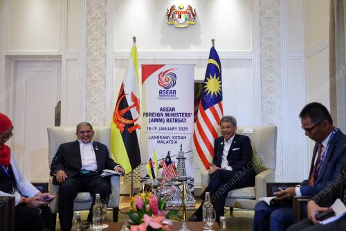 DATUK SERI MOHAMAD HASAN