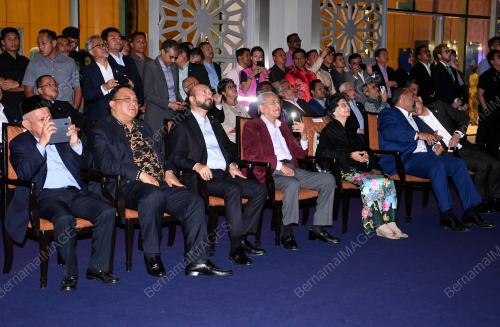 TUN DR MAHATHIR MOHAMAD