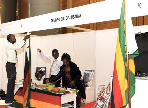 PERSIAPAN PAMERAN LID 2011