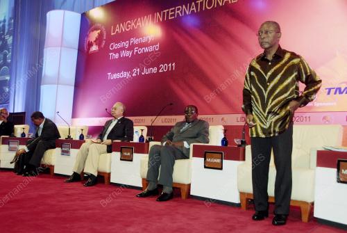 LANGKAWI INTERNATIONAL DIALOGUE 2011