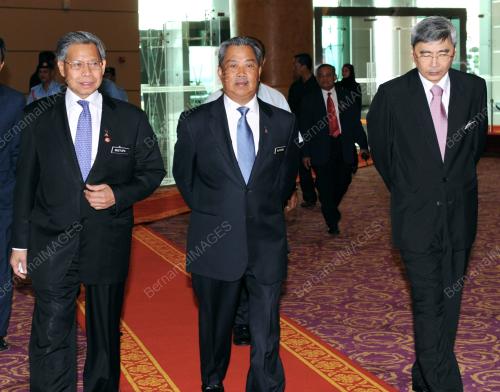 TAN SRI MUHYIDDIN YASSIN