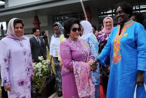 DATIN SERI ROSMAH MANSOR